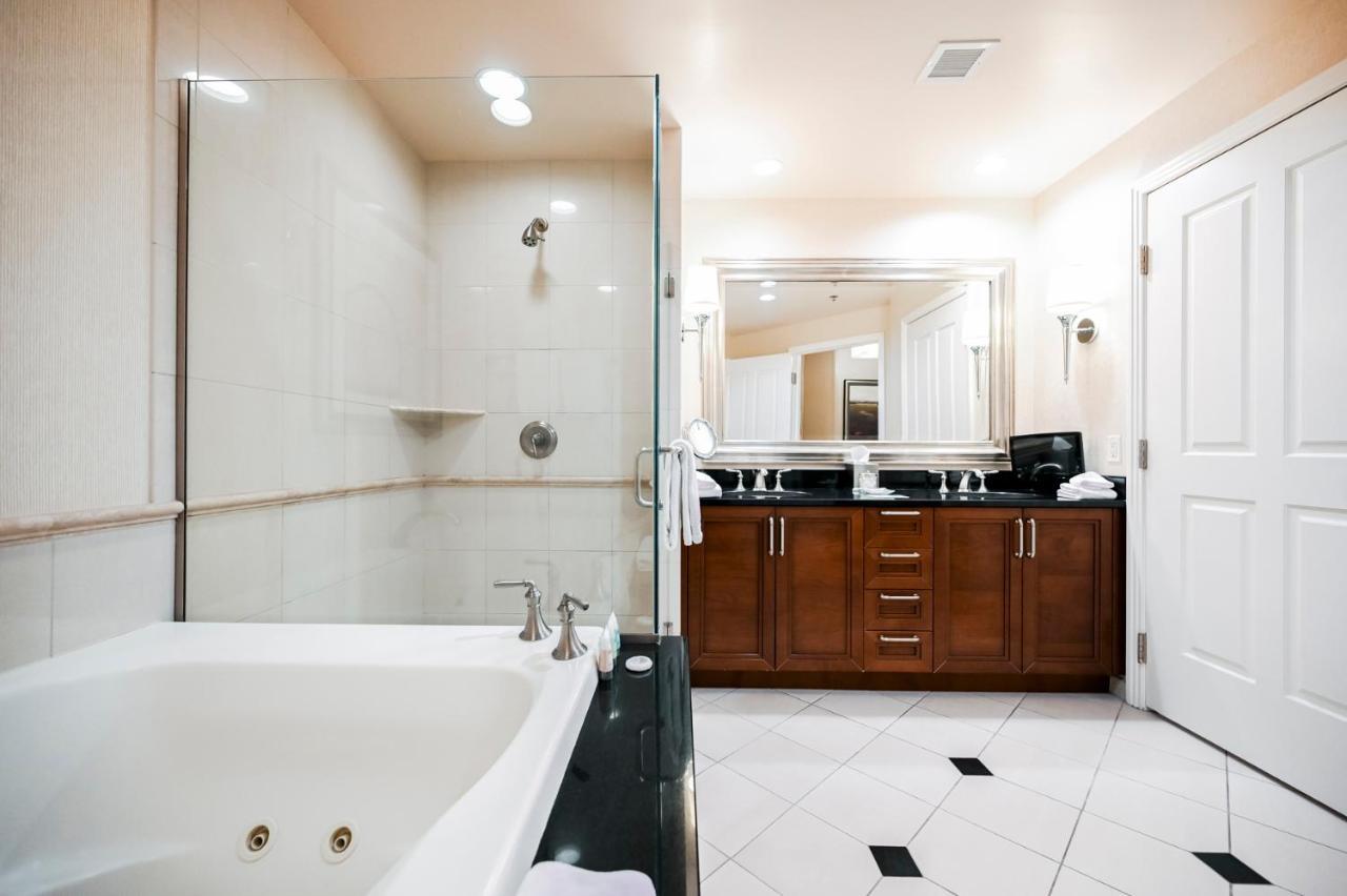 Stripviewsuites Penthouse Two-Bedroom Conjoined Suite Las Vegas Exterior photo